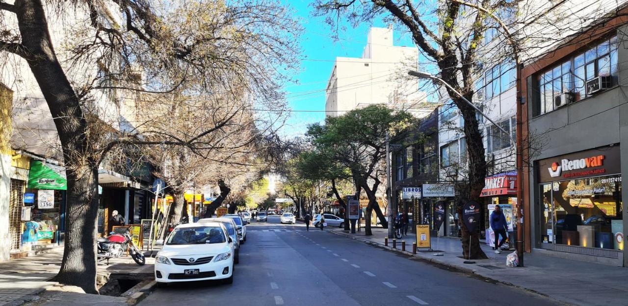 Апартаменты Departamento Monoambiente, A Metros De Peatonal Sarmiento Мендоса Экстерьер фото